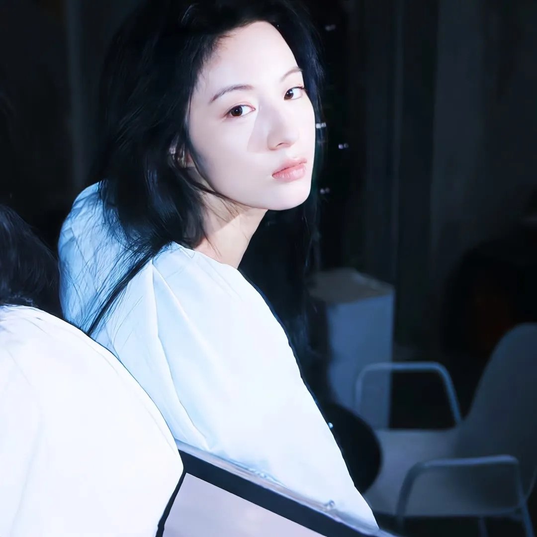 处女塔 在线观看